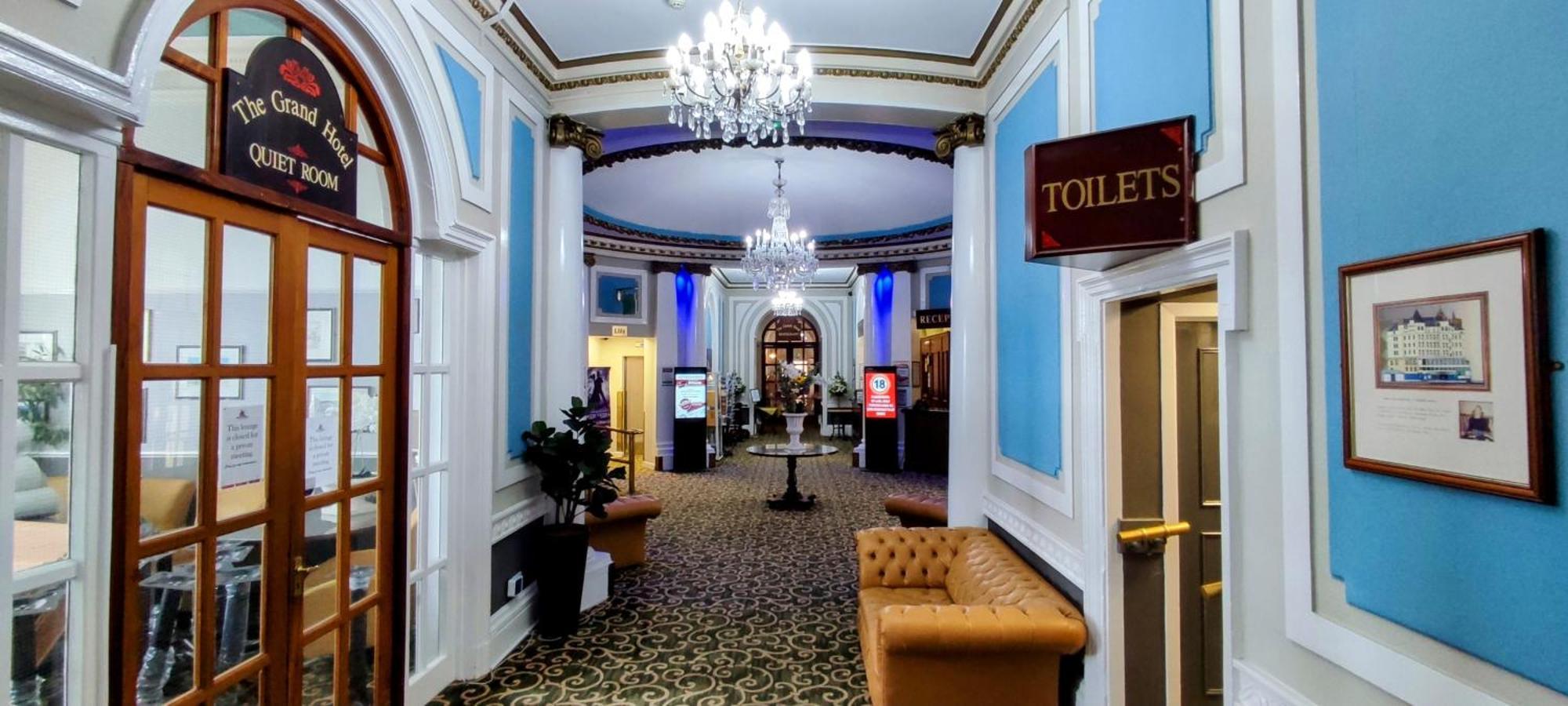 The Grand Hotel Llandudno Exterior photo