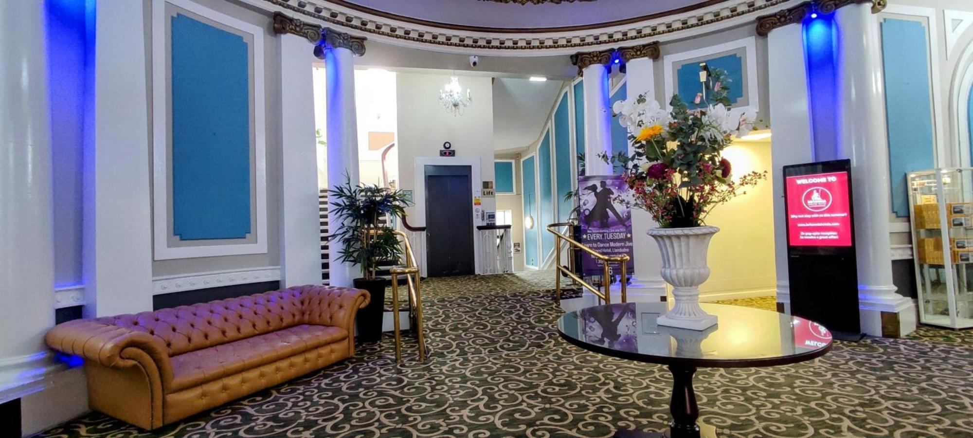 The Grand Hotel Llandudno Exterior photo